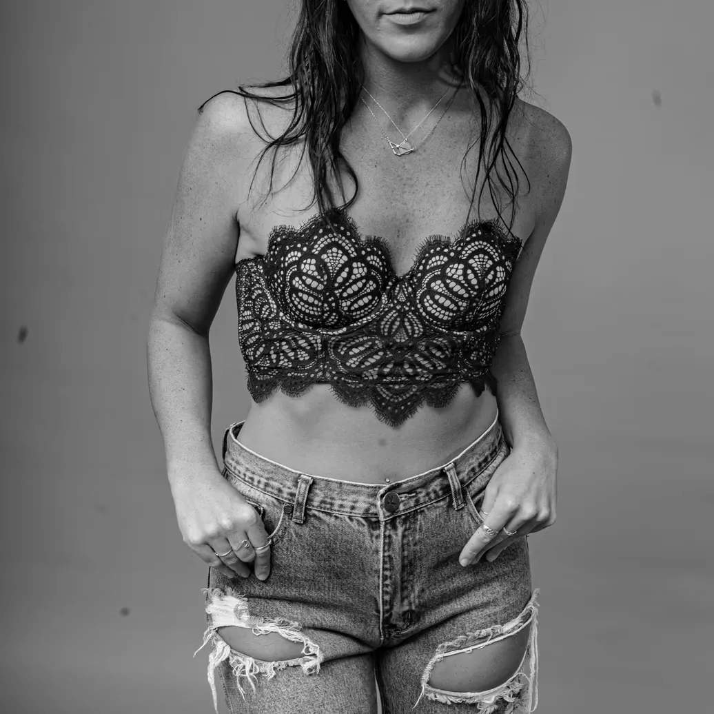 Black-and-white fashion boudoir portrait in lace